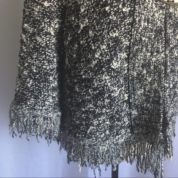 St. John Sport by Marie Gray Poncho Sweater - Picture 4 of 7